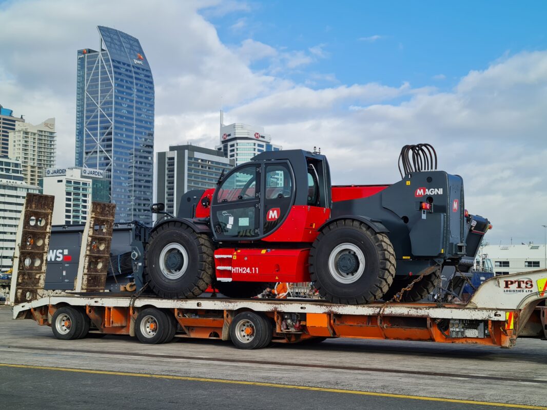 Heavy Lift Telehandler on Transporter