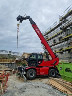 Roto Telehandler with Winch