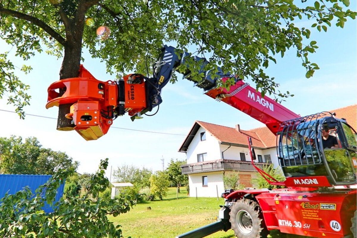 Rotating Woodcracker